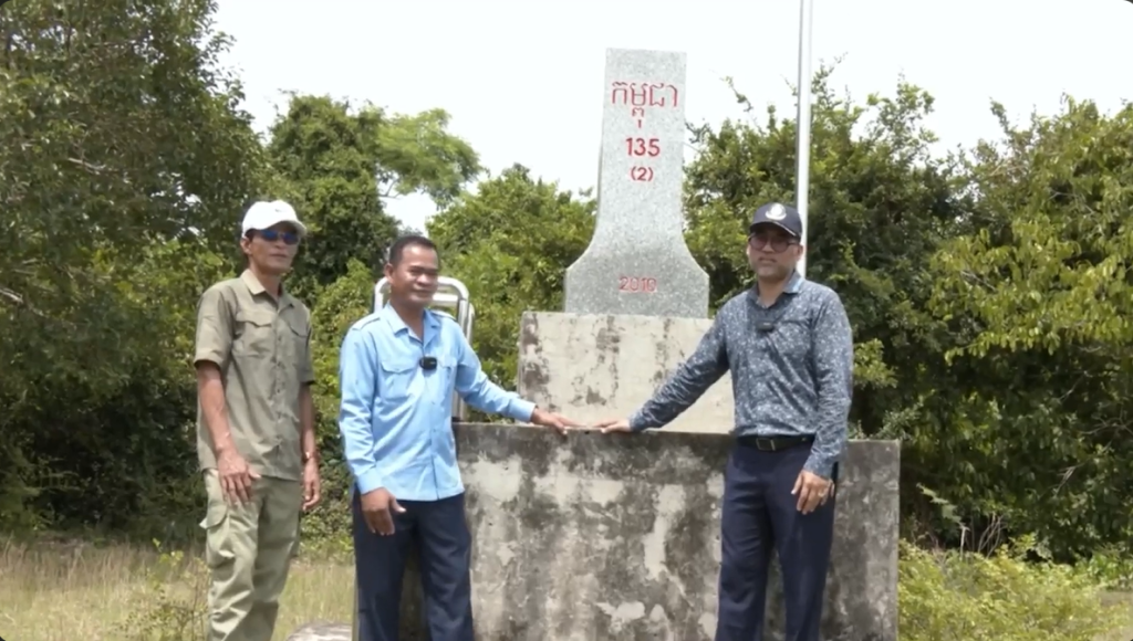 កម្ពុជា – 135(2) – 2010 – បង្គោលមេ(ធម្មតា)
