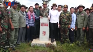 VIETNAM – 68/4 – បង្គោលបំពេញបន្ថែម