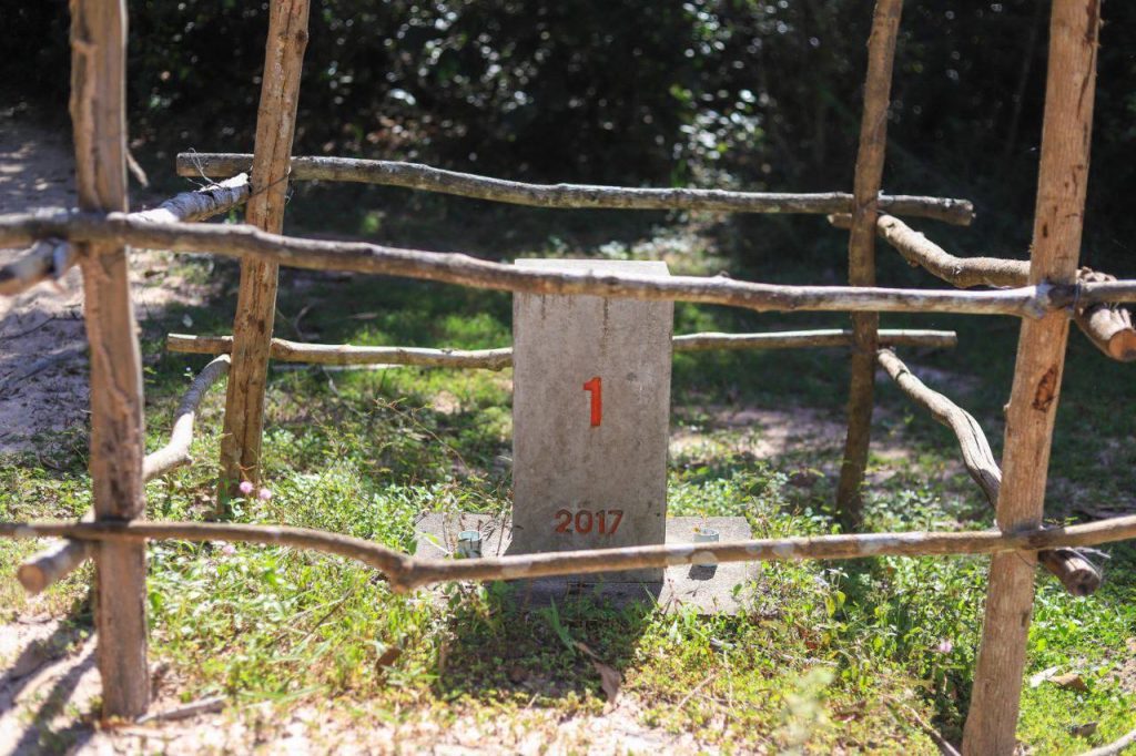 កម្ពុជា – 1 – 2017 – បង្គោលតម្រុយព្រំដែន