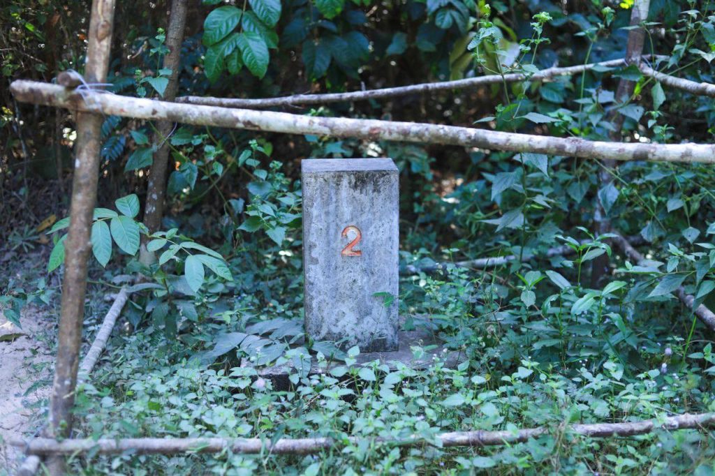 កម្ពុជា – 2 – បង្គោលតម្រុយព្រំដែន